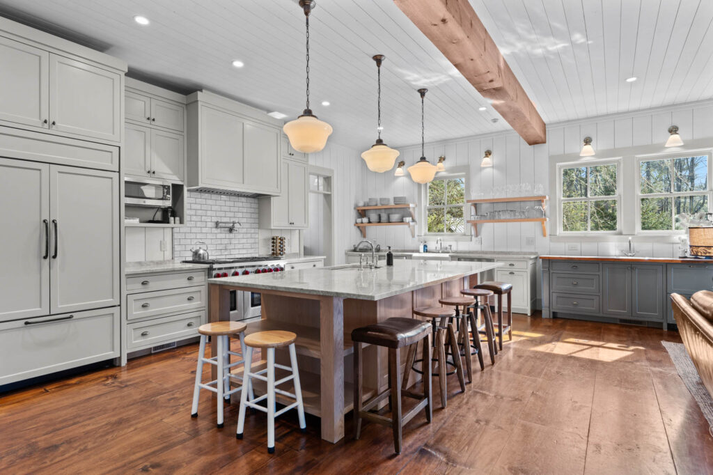 Kitchen with a large island and pendant lights